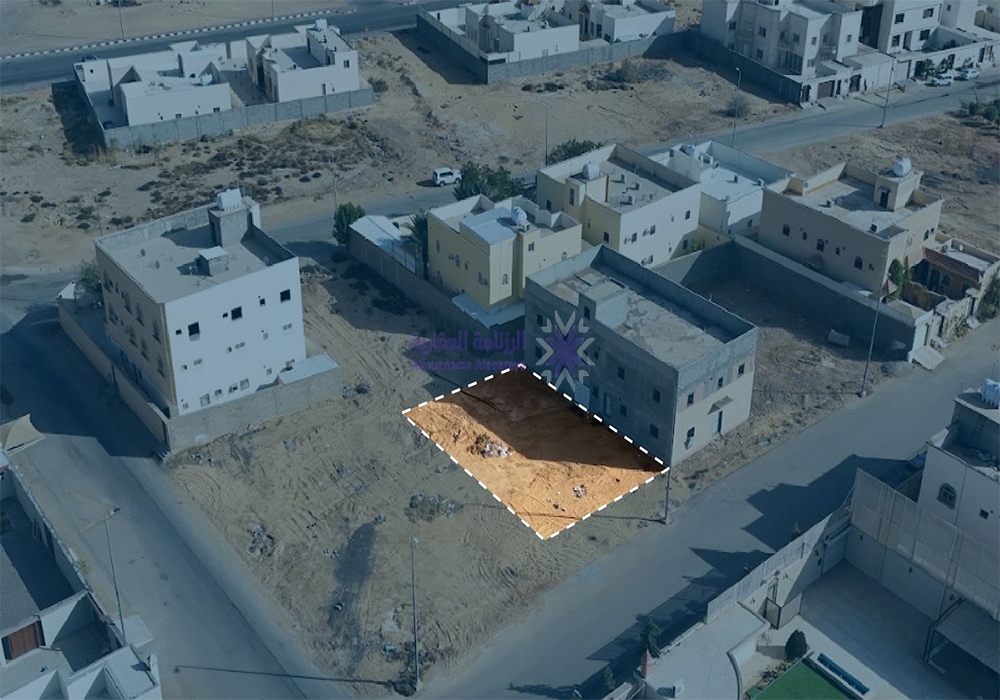 أرض سكنية بمساحة 730.4 م² في مدينة سكاكا